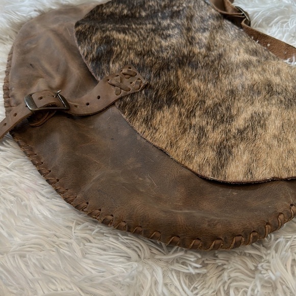 Leather Handmade Messenger bag - Picture 4 of 13